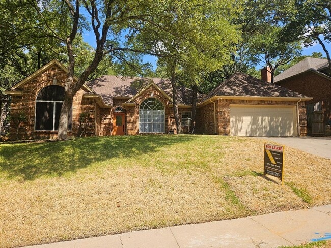 Building Photo - 1818 Haydenbend Cir