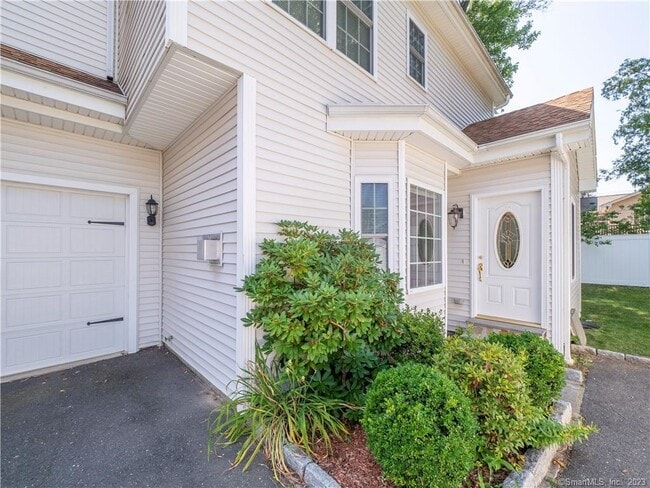 Photo - 1023 Black Rock Tpke Unit 1023