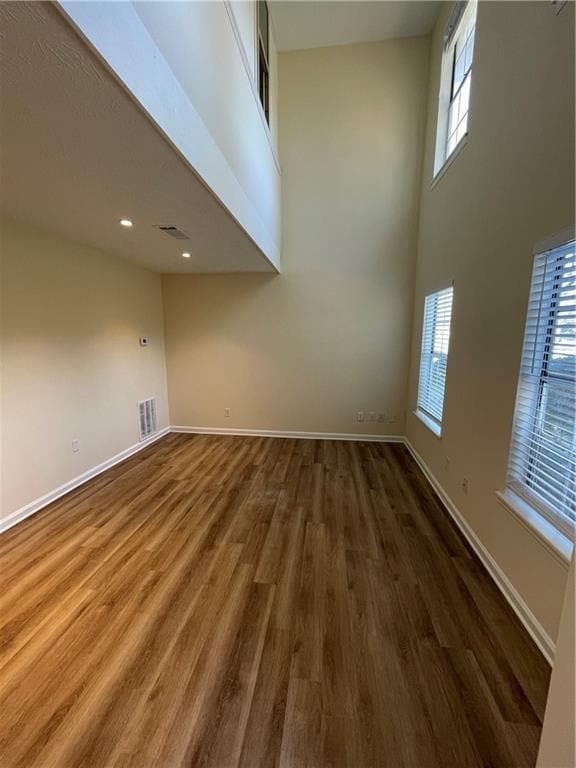 Photo - 4267 Grogan St