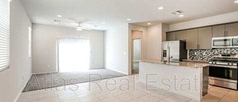 Photo - 1625 Guyot Ct