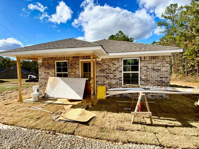 Building Photo - New Brick House