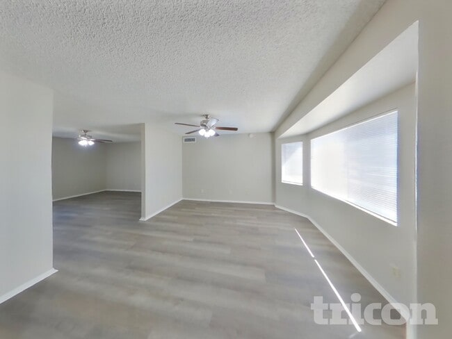 Photo - 10906 W Calle del Sol