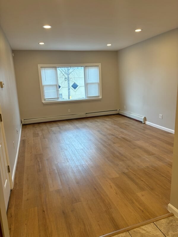 Photo - 46 Outwater Ln Unit 1