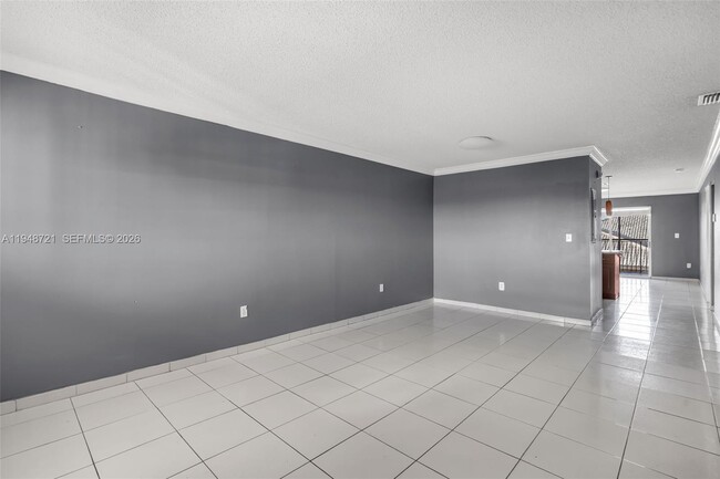 Building Photo - 8851 NW 119th St Unit 4414