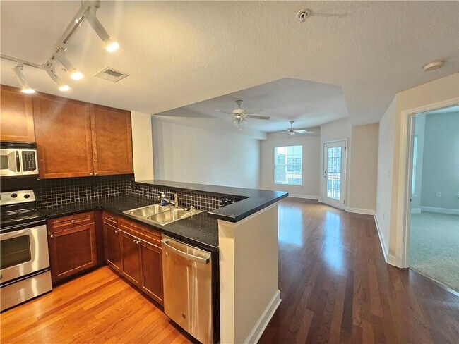 Photo - 230 E Ponce de Leon Ave Unit 423