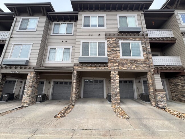 Building Photo - 16650 Las Ramblas Ln