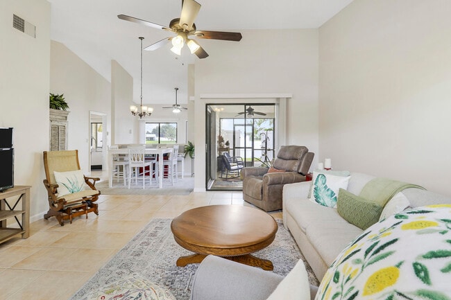 Photo - 703 Stonewood Ct