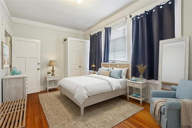 Photo - 2412 State St