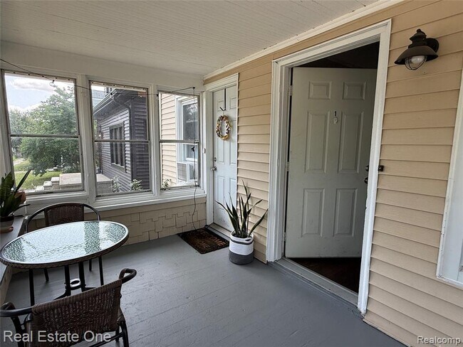 Photo - 264 E Woodland St