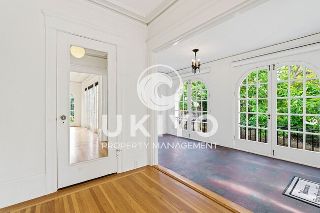 Photo - 1801 Marin Ave