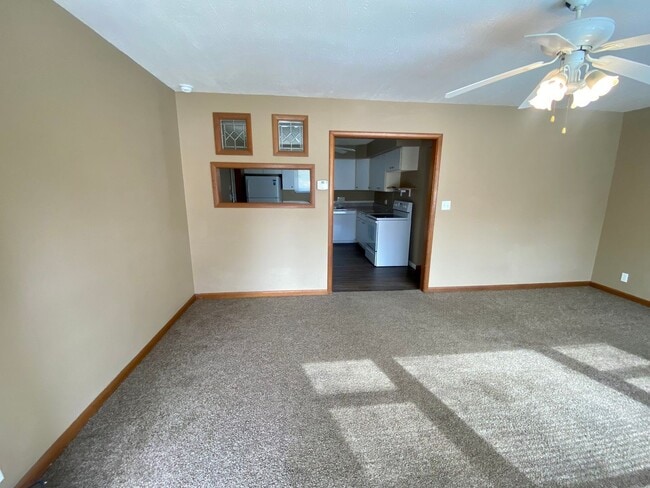 Photo - Super Clean 2 Bedroom - 1 Bath Home