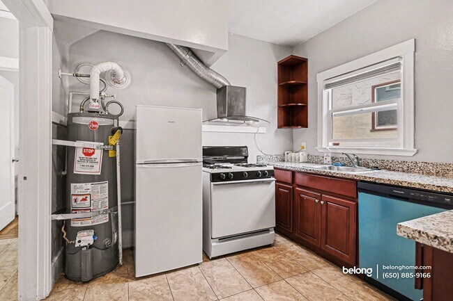 Photo - 2366 Virginia St Unidad 2