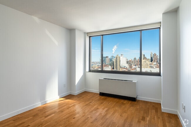 420 W 42nd St