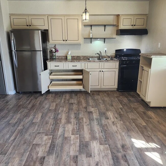 Photo - 340 Las Cruces