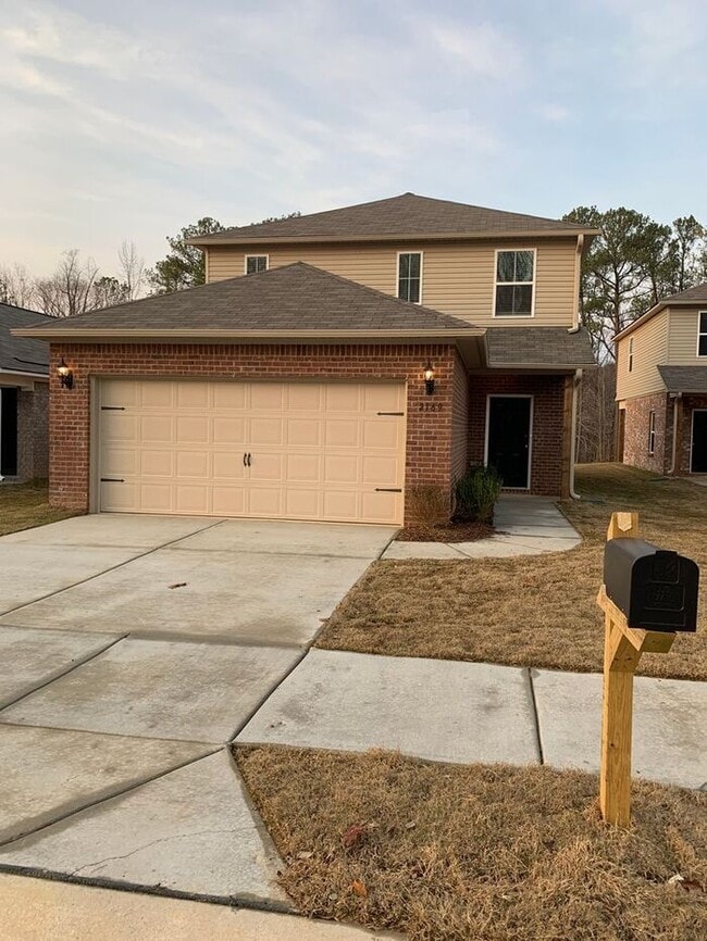 Photo - Available Now! Beautiful 3 Bed, 2.5 Bath Home in Cullman