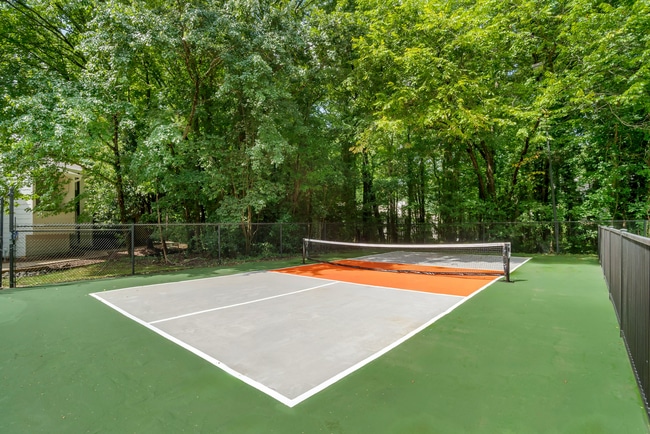 Pickleball Courts