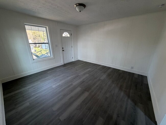 Photo - 202 Woodward St NE Unit Apt A