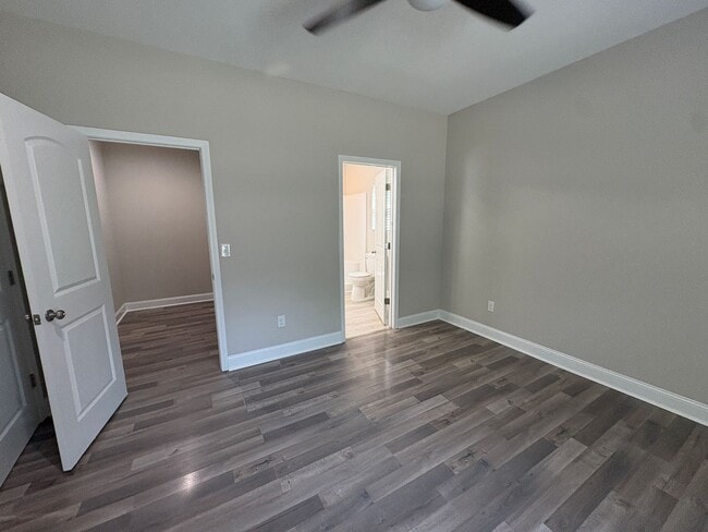 Photo - 6 Herring Ave