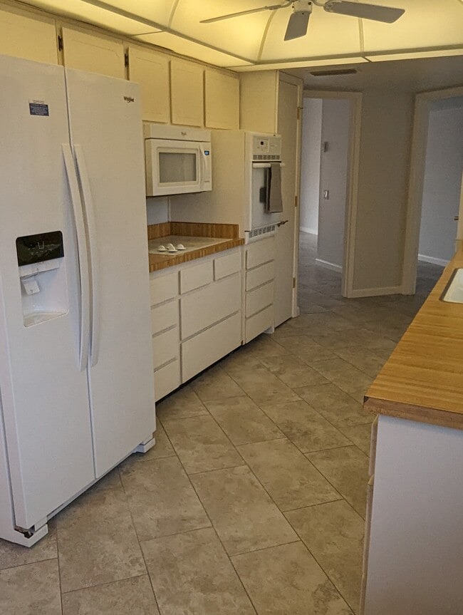 Photo - 10201 W Hutton Dr Unidad Hutton House