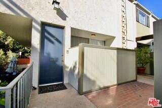 Photo - 1825 Thayer Ave