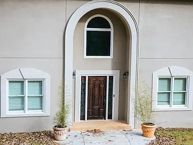 Photo - 1932 Lake Lucerne Dr SW