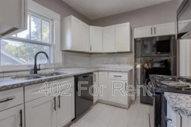 Photo - 4332 Fowler Ave