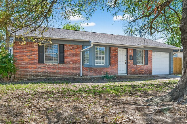 Photo - 3927 Prudence Dr