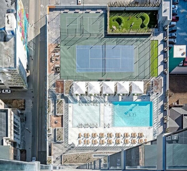 Photo - Highrise Condo in the Heart of Music City! Unidad 3208