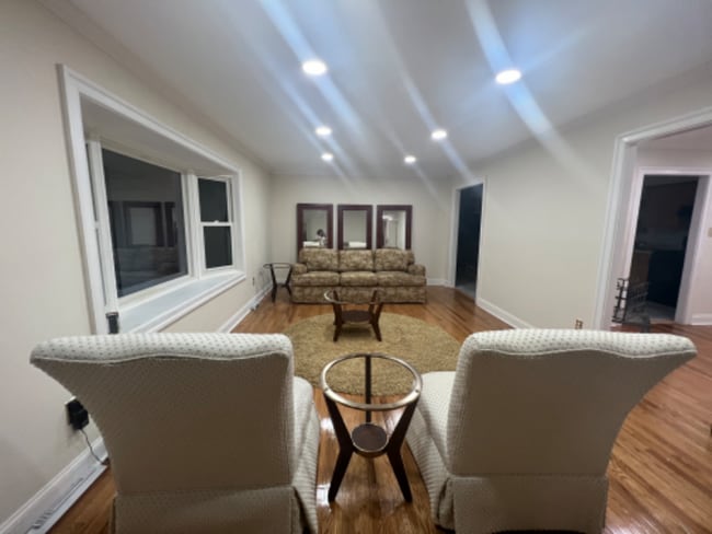 Photo - 12000 Surrey Cir Dr