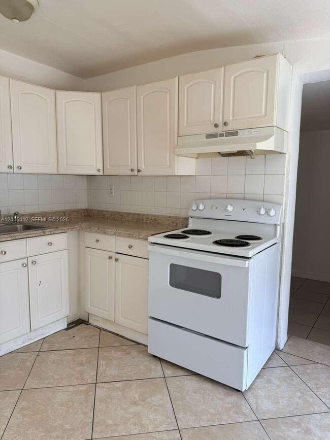 Photo - 1942 Adams St Unit 1944