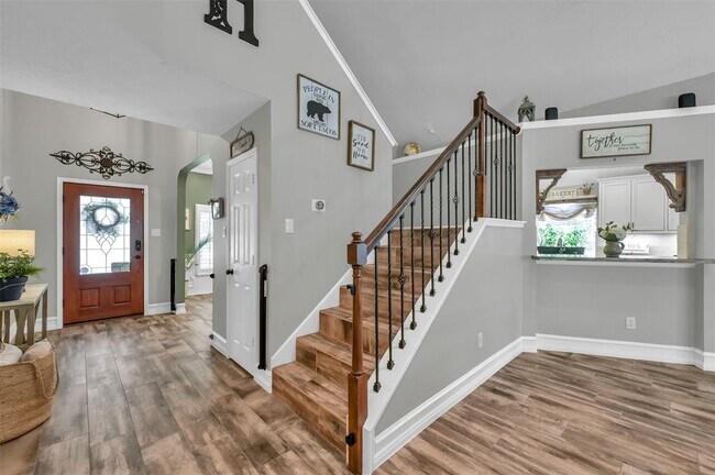 Photo - 1918 Scenic Park Dr