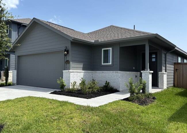 Building Photo - 14150 Granger Pointe Ln