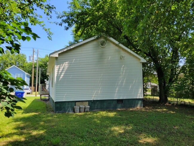 Photo - 3 Bedroom 1 Bathroom