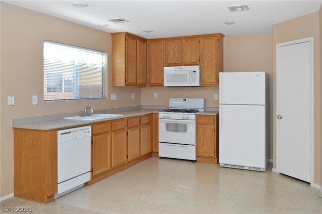 Photo - 520 Taunton St