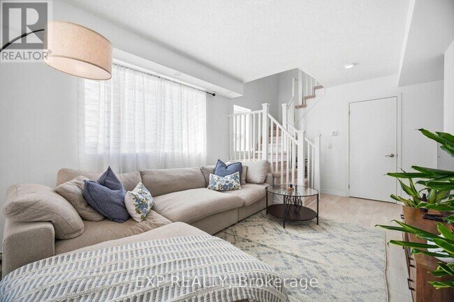 Photo - 1135 Cooke Blvd.