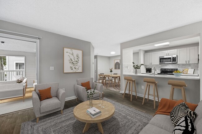 Station Heights Renovated Apartment Homes - Station Heights