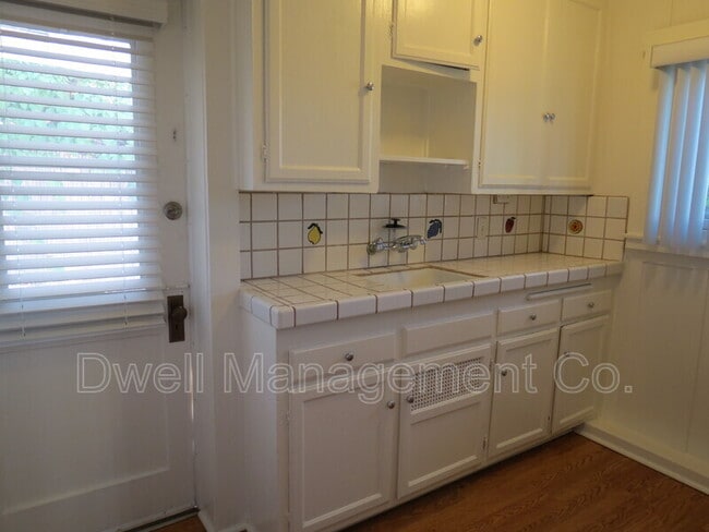 Photo - 4535 Upland St