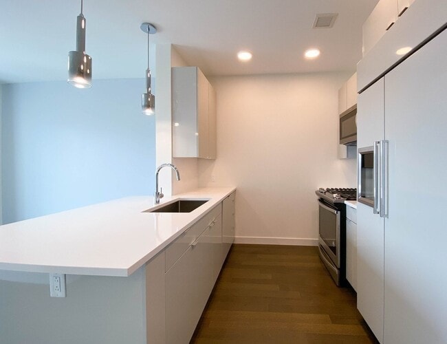 Photo - 65 Lewis St Unit PH602