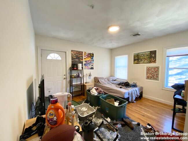 Photo - 128 Hillside St Unit 3