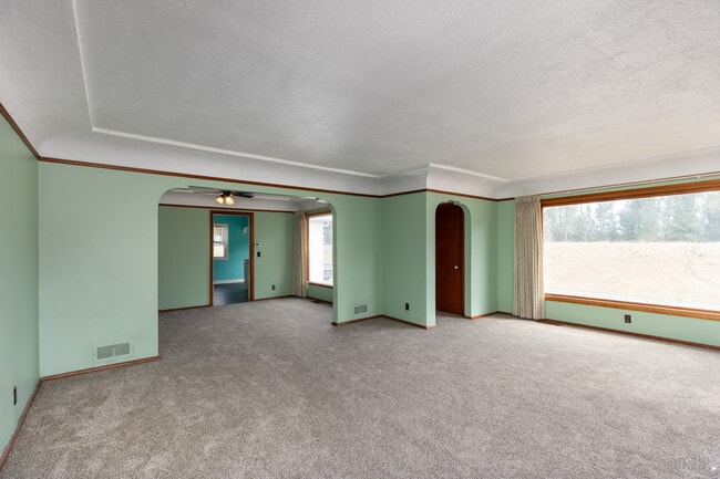 Photo - 33491 NW Reeder Rd