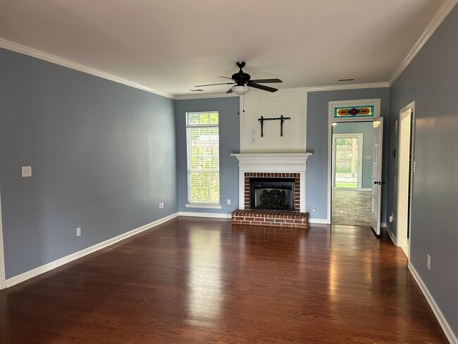 Photo - 236 Chadwick Ln
