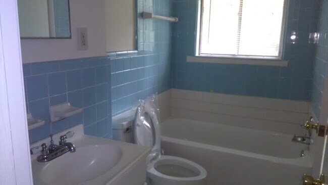 Photo - 3188 Ward Dr SW