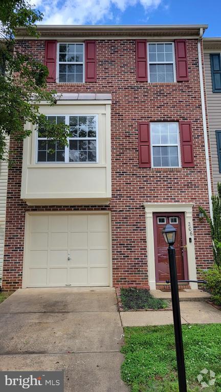 Building Photo - 206 Regina Ln Rental