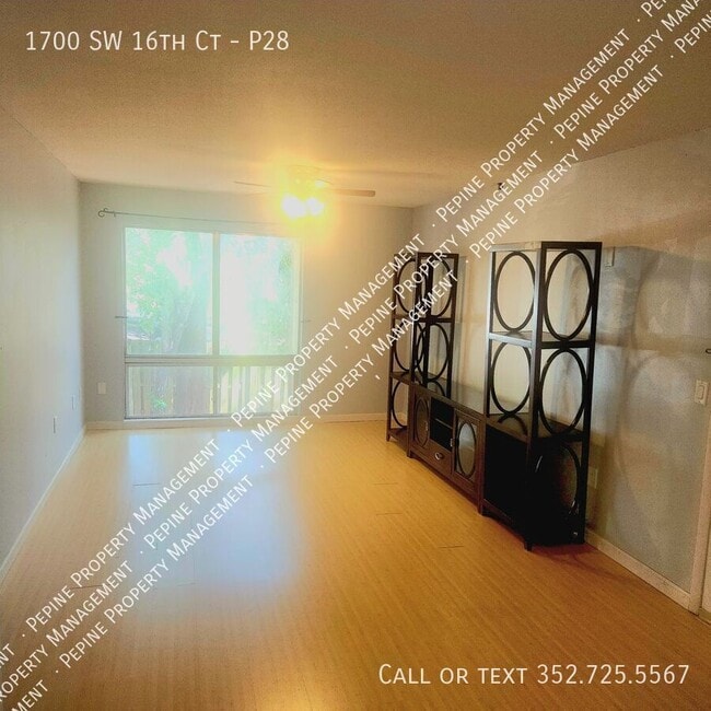 Photo - 1700 SW 16th Ct