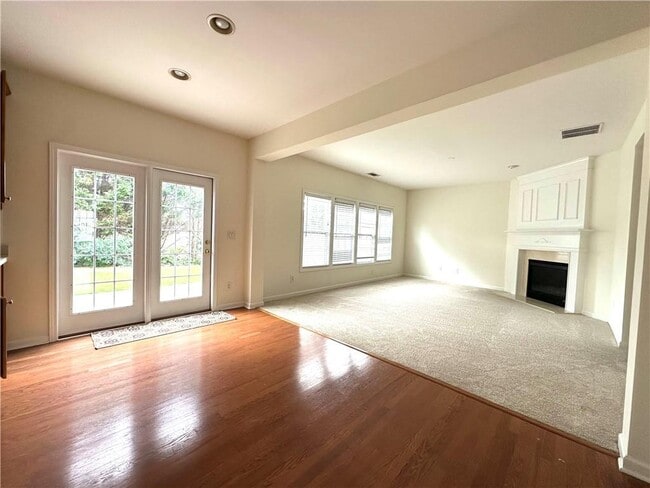 Photo - 5876 Rue Villa Ln