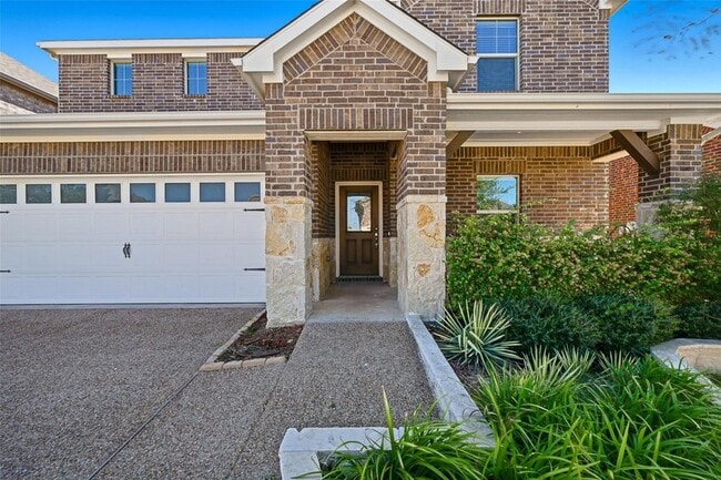 Photo - 206 Fieldstone Dr