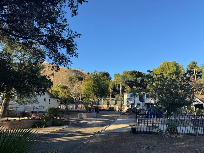 Photo - 9859 Foothill Blvd