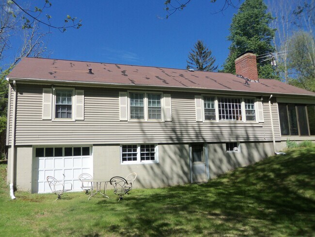 Back - 261 Church St House
