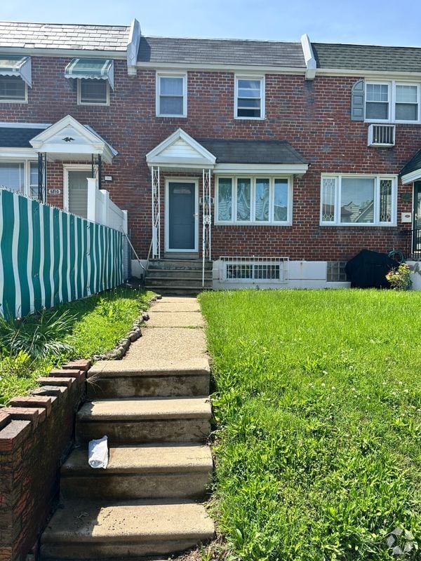 Building Photo - 6712 N Lawrence St Rental