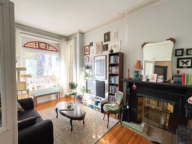 Photo - 21 Borden St Unité Main Floor apartment